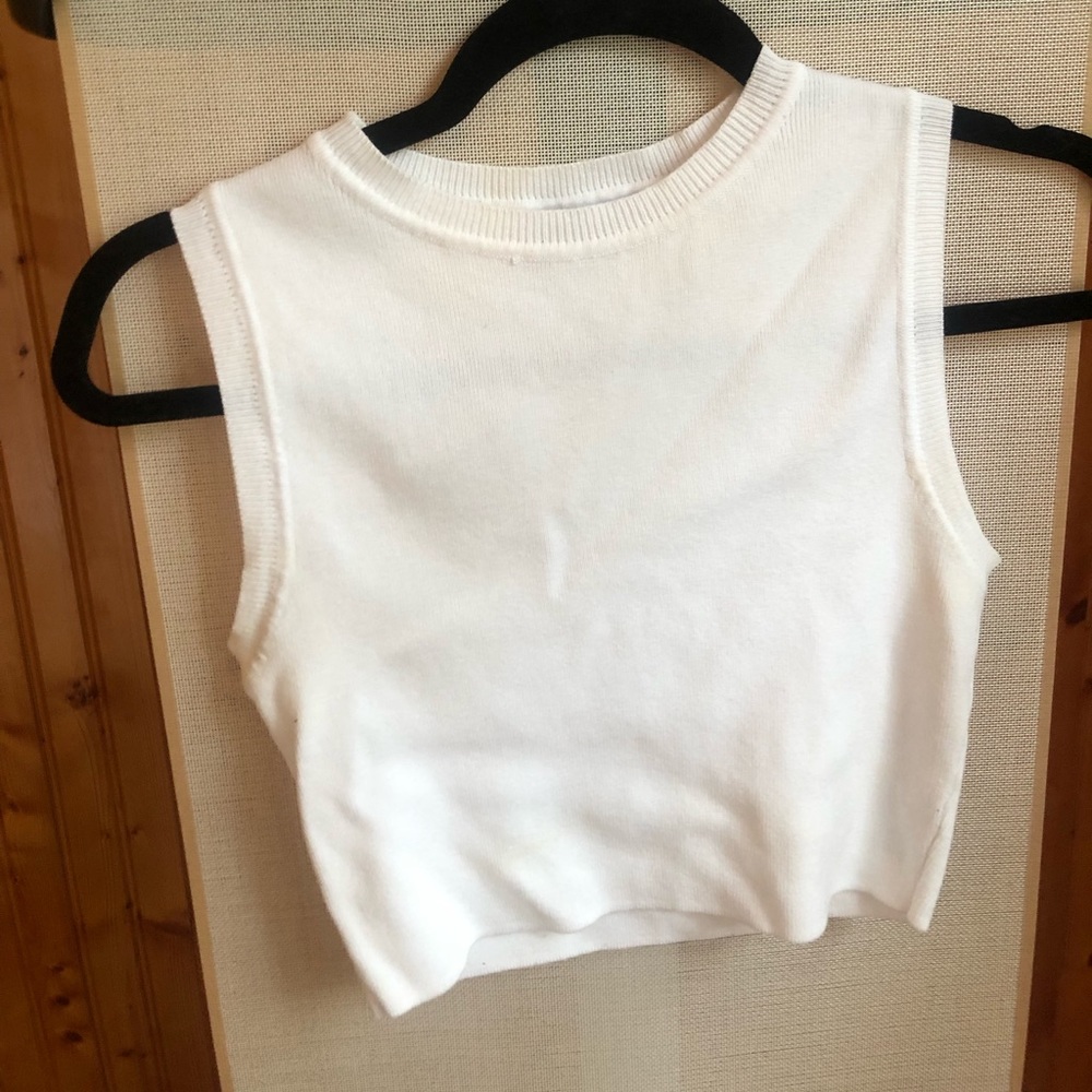 WHITE ZARA CROPPED TANK TOP